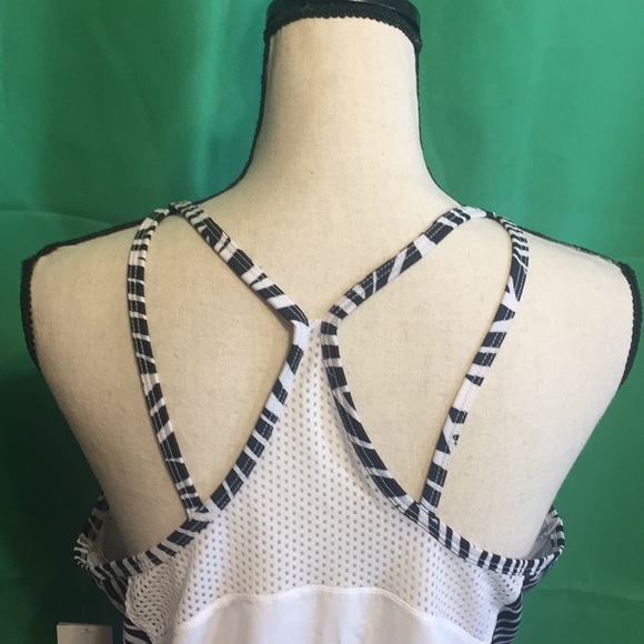 Active C top - Picture 6 of 8